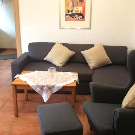 Hartmann Apartment *